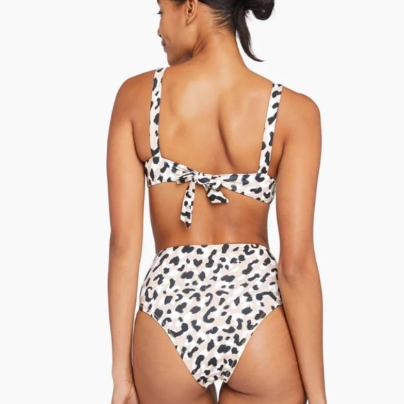 NWT Vitamin A Kaya Bikini Top - Picture 2 of 10